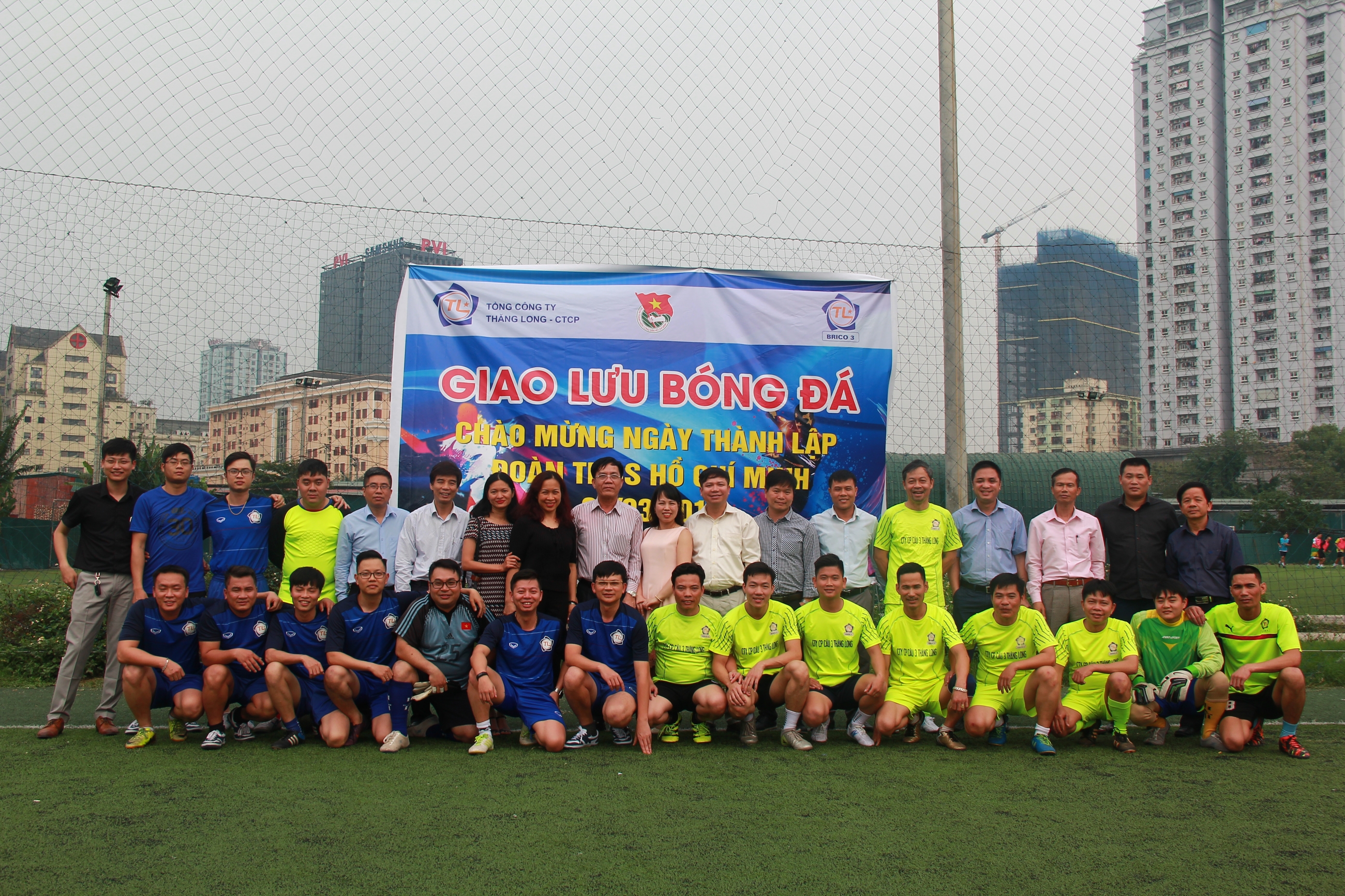 Giao hữu bóng đá chào mừng ngày thành lập Đoàn TNCS Hồ Chí Minh 26/03 và 45 năm thành lập Tổng công ty