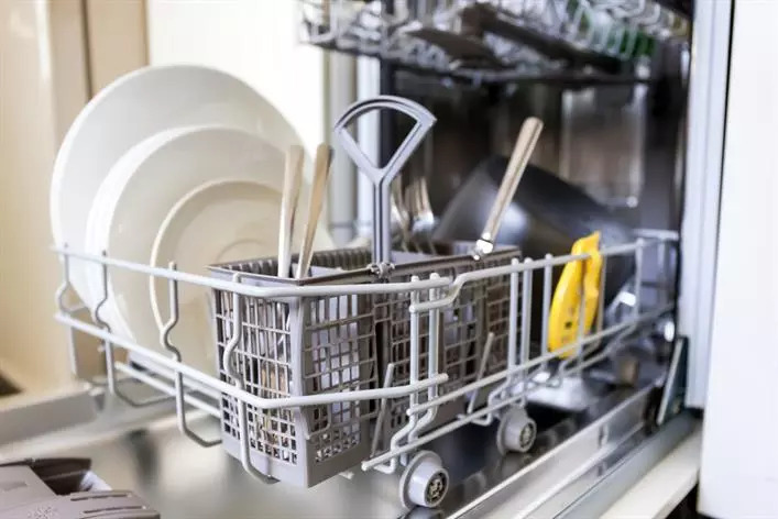 5 cách có thể phá hỏng máy rửa bát của bạn