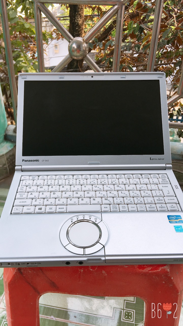 Laptop Panasonic CF-SX2 Core i5 đẳng cấp doanh nhân