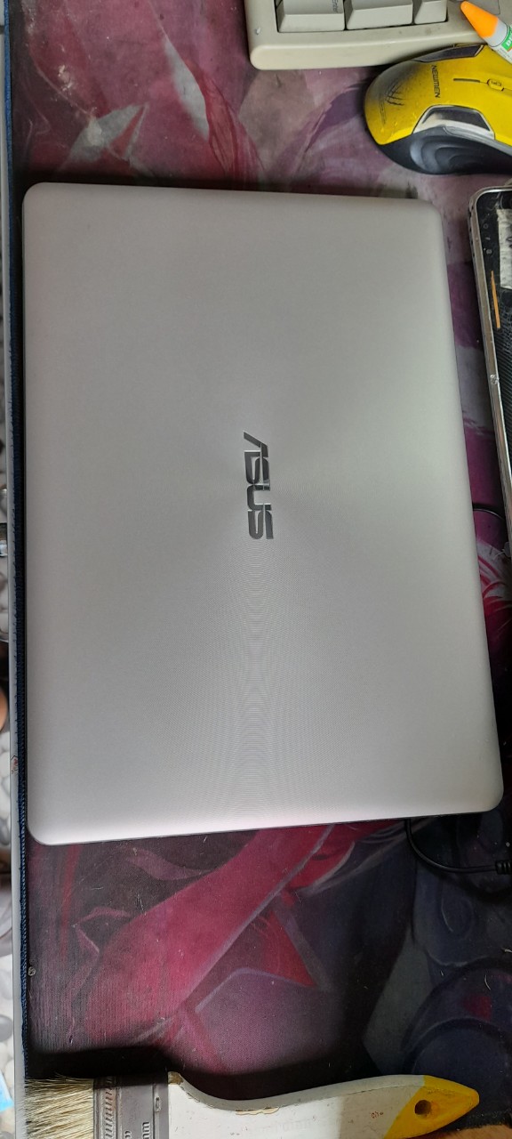 Laptop ASUS Vivo Book S14 ( A411U ) i5-8250U/8G/SSD 256GB/14'' GOLD
