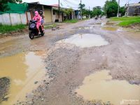 Những tuyến đường 'đau khổ' ở TP Vinh sau mưa lớn