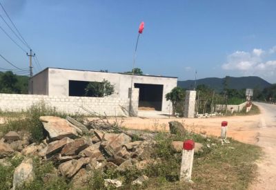 Nhiều cán bộ xã ở Quảng Bình cũng cấp tốc xây công trình chờ đền bù