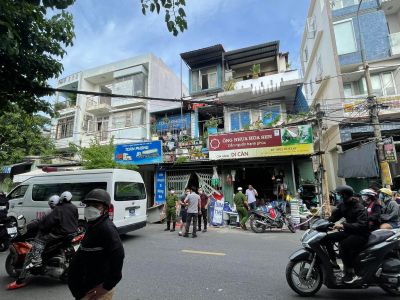 Đà Nẵng: Căn nhà 2 tầng bốc cháy, 3 mẹ con ngạt khí tử vong
