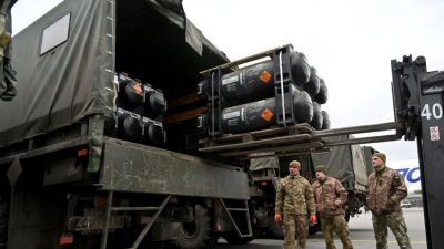 Mỹ "cạn kiệt" một số chủng loại đạn dược do hỗ trợ cho Ukraine