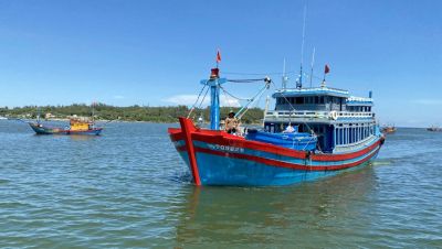 Ngư dân Quảng Ngãi bị bắn, cướp tài sản khi hành nghề tại quần đảo Trường Sa