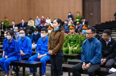 Lừa hàng trăm tỷ đồng của ngân hàng, Nguyễn Thị Hà Thành lĩnh án tù chung thân