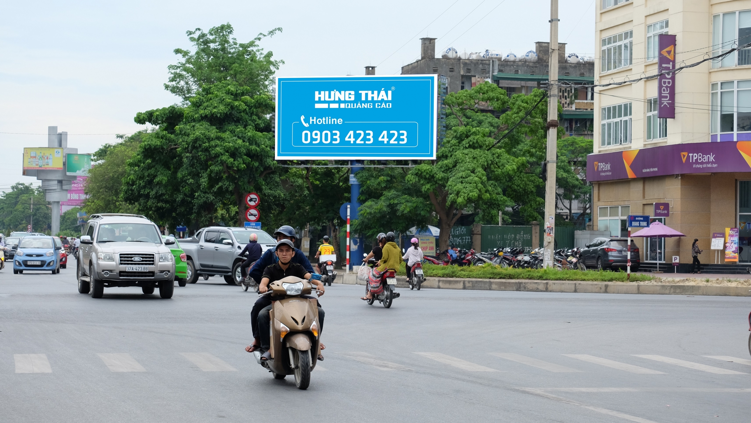 Pano quảng cáo đường Lê Hồng Phong giao Quang Trung