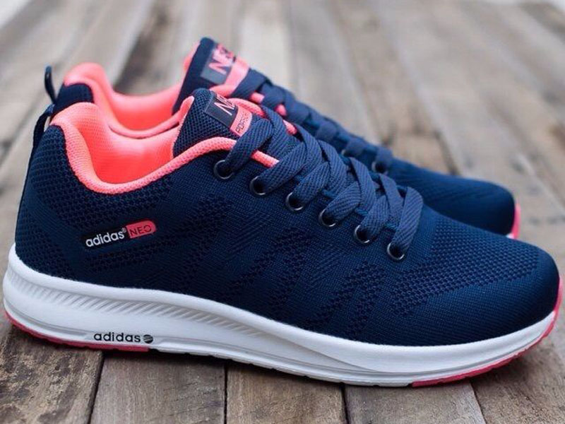 Giày thể thao Adidas màu xanh hồng AD18