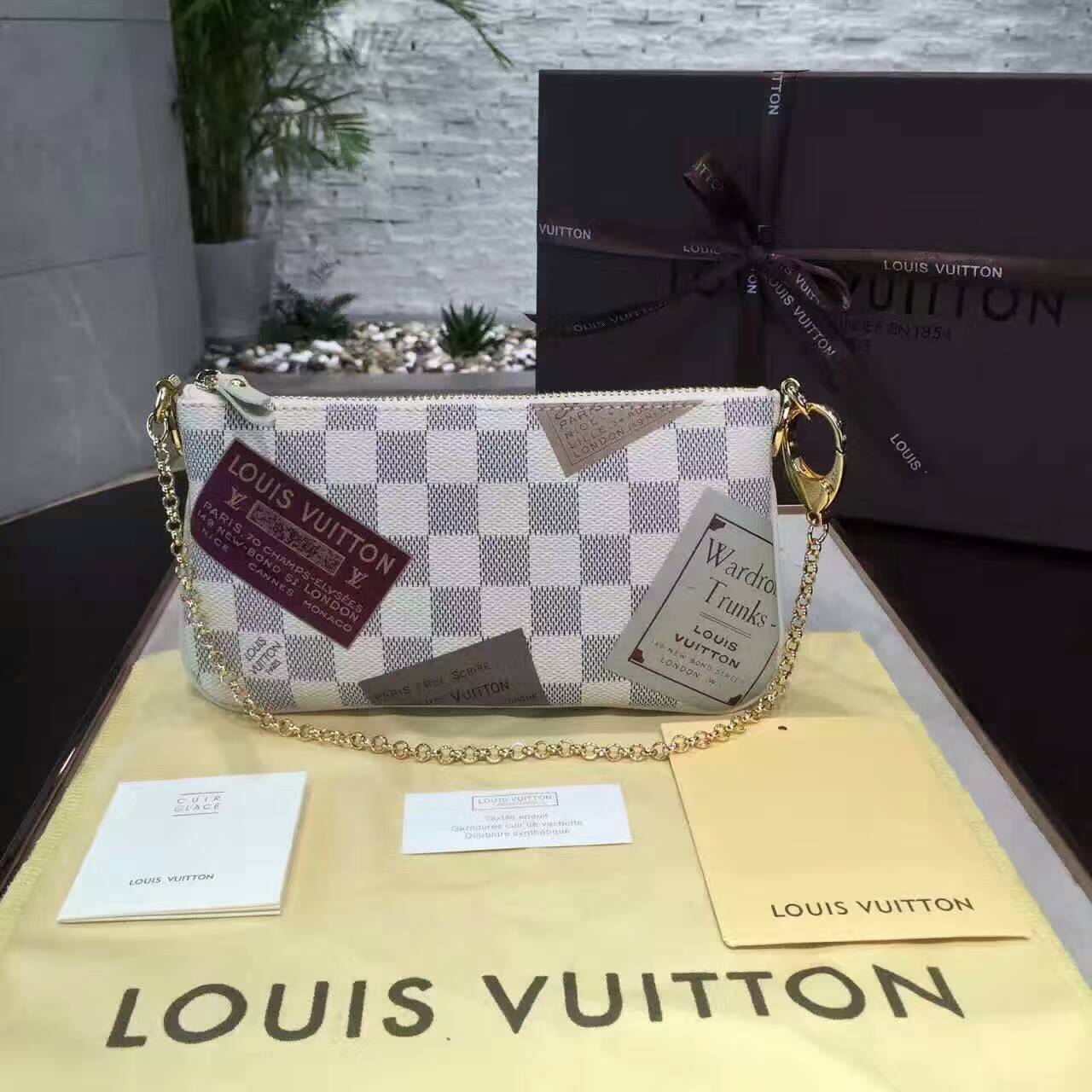 Túi Xách Louis Vuitton Damier Pochette Milla-N63078-TXLV018