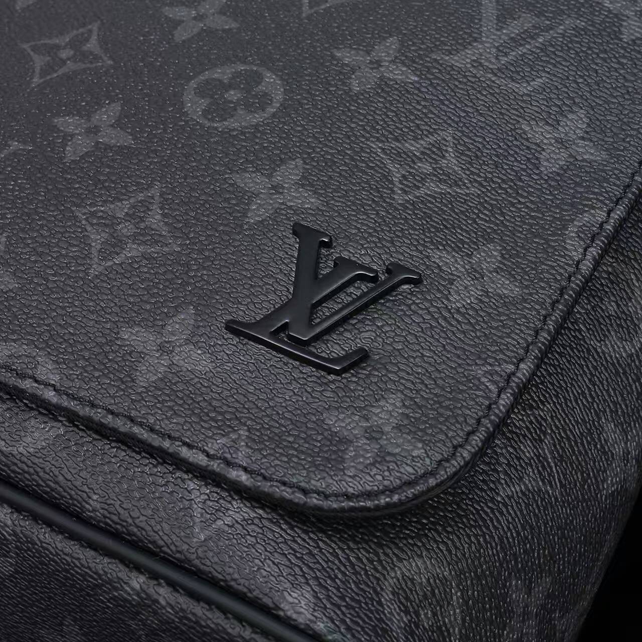 Túi Xách Louis Vuitton Monogram Messenger PM Explorer-M44001-TXLV019