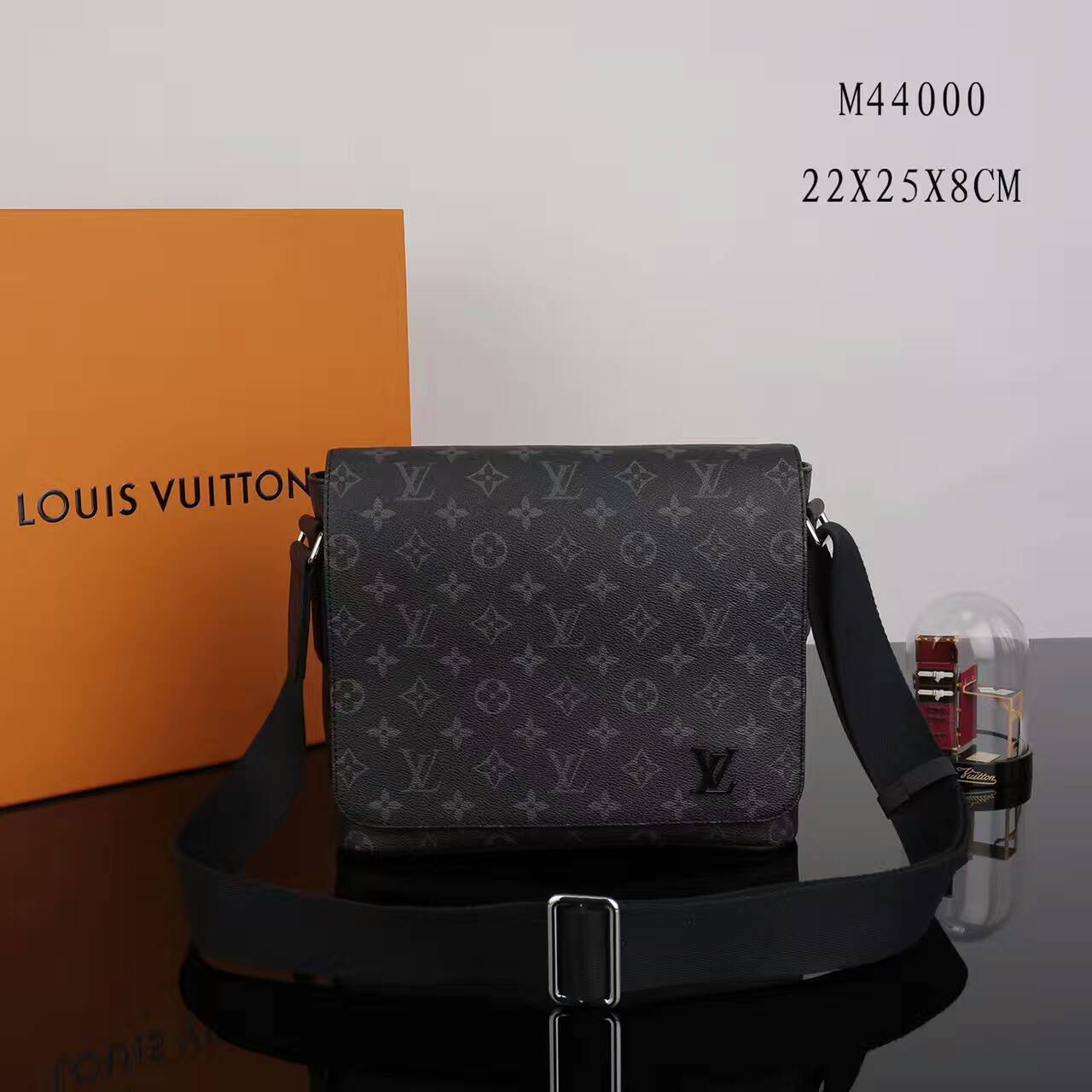 Túi Xách Louis Vuitton Monogram Messenger PM Explorer-M44001-TXLV019