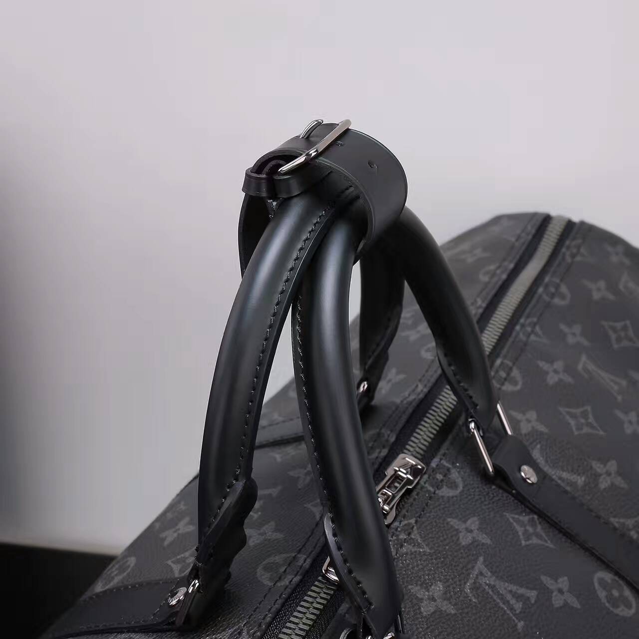 Túi xách Louis Vuitton Keepall 55CM Bandouliere-M40605-TXLV037