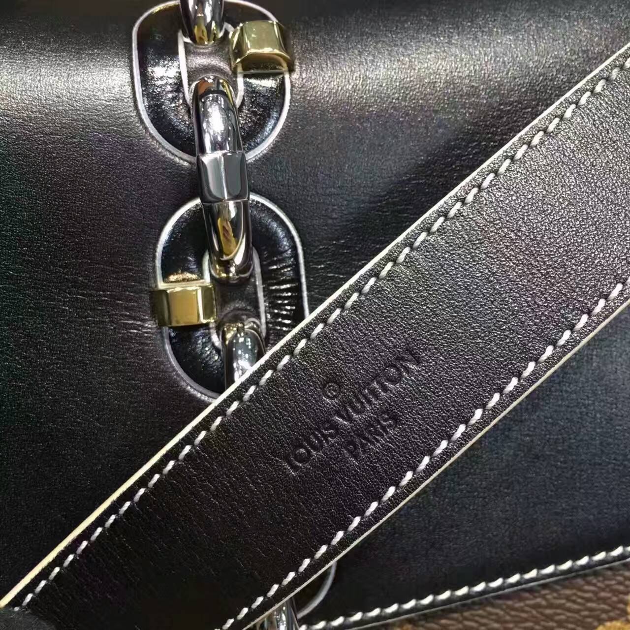 Túi Xách Louis Vuitton Monogram Canvas Chain It Bag Pm-M44115-TXLV051