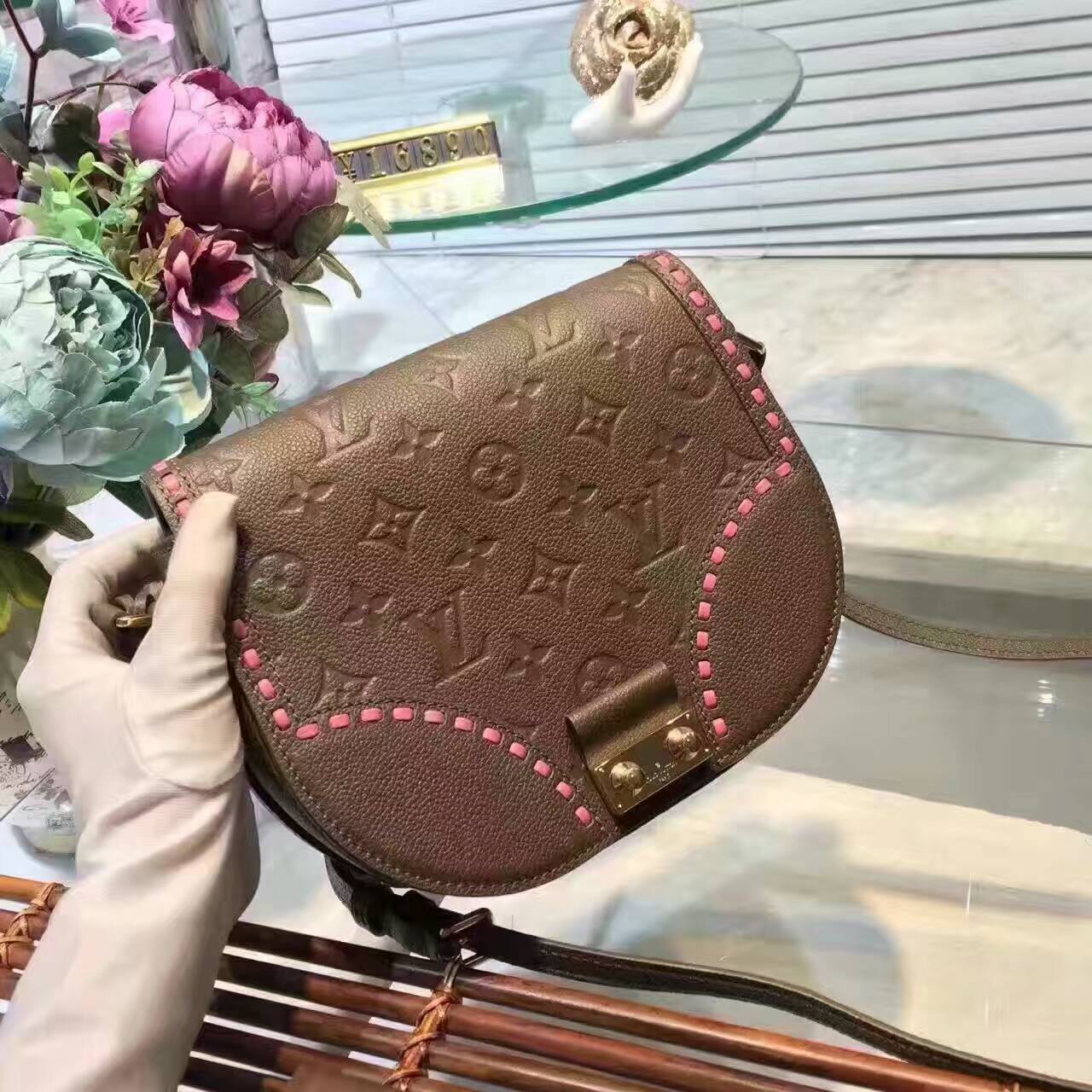 Túi Xách Louis Vuitton Monogram Empreinte Leather Junot Bag-M43143-TXLV057