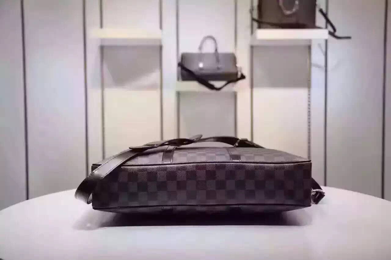 Túi Xách Nam Louis Vuitton Siêu Cấp TXLV104