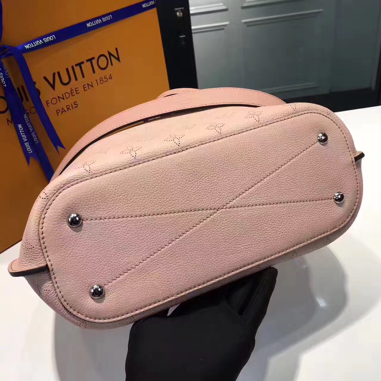 Túi Xách Louis Vuitton Girolata siêu cấp - TXLV106