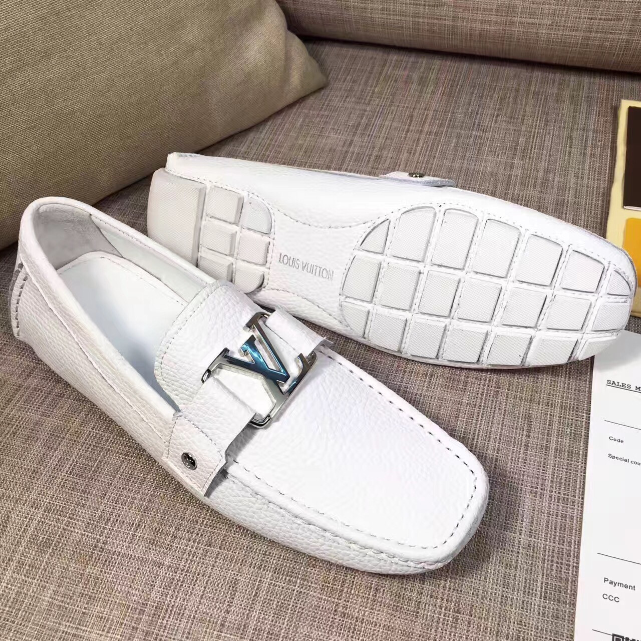 Giày lười nam Louis Vuitton siêu cấp - GNLV041