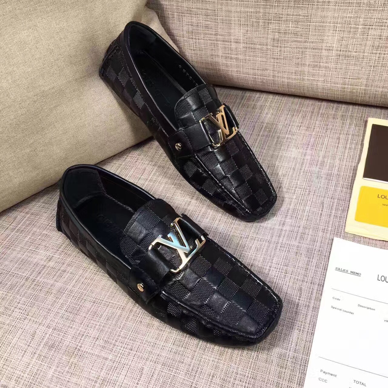 Giày lười nam Louis Vuitton siêu cấp - GNLV042