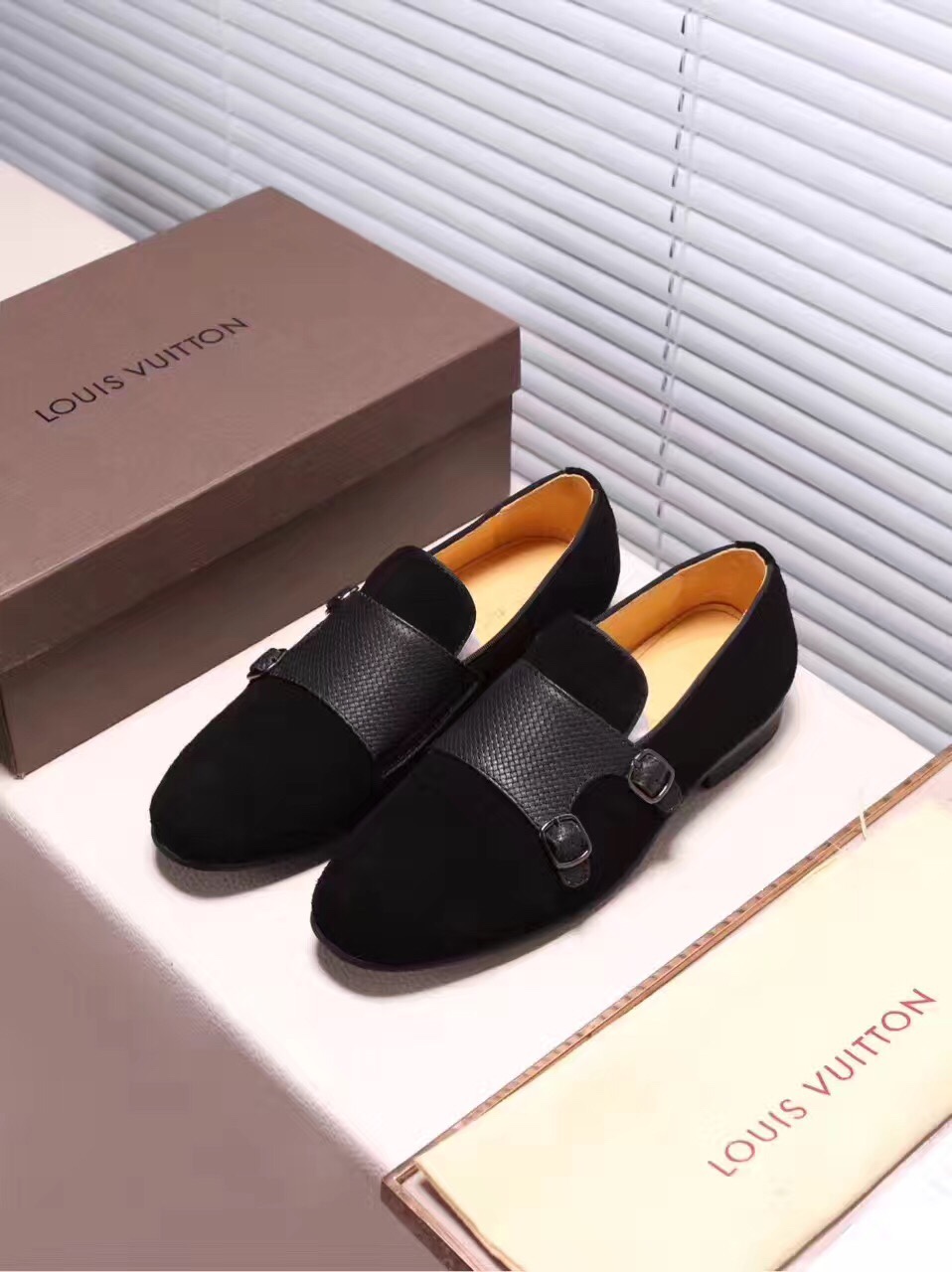 Giày lười nam Louis Vuitton siêu cấp - GNLV053