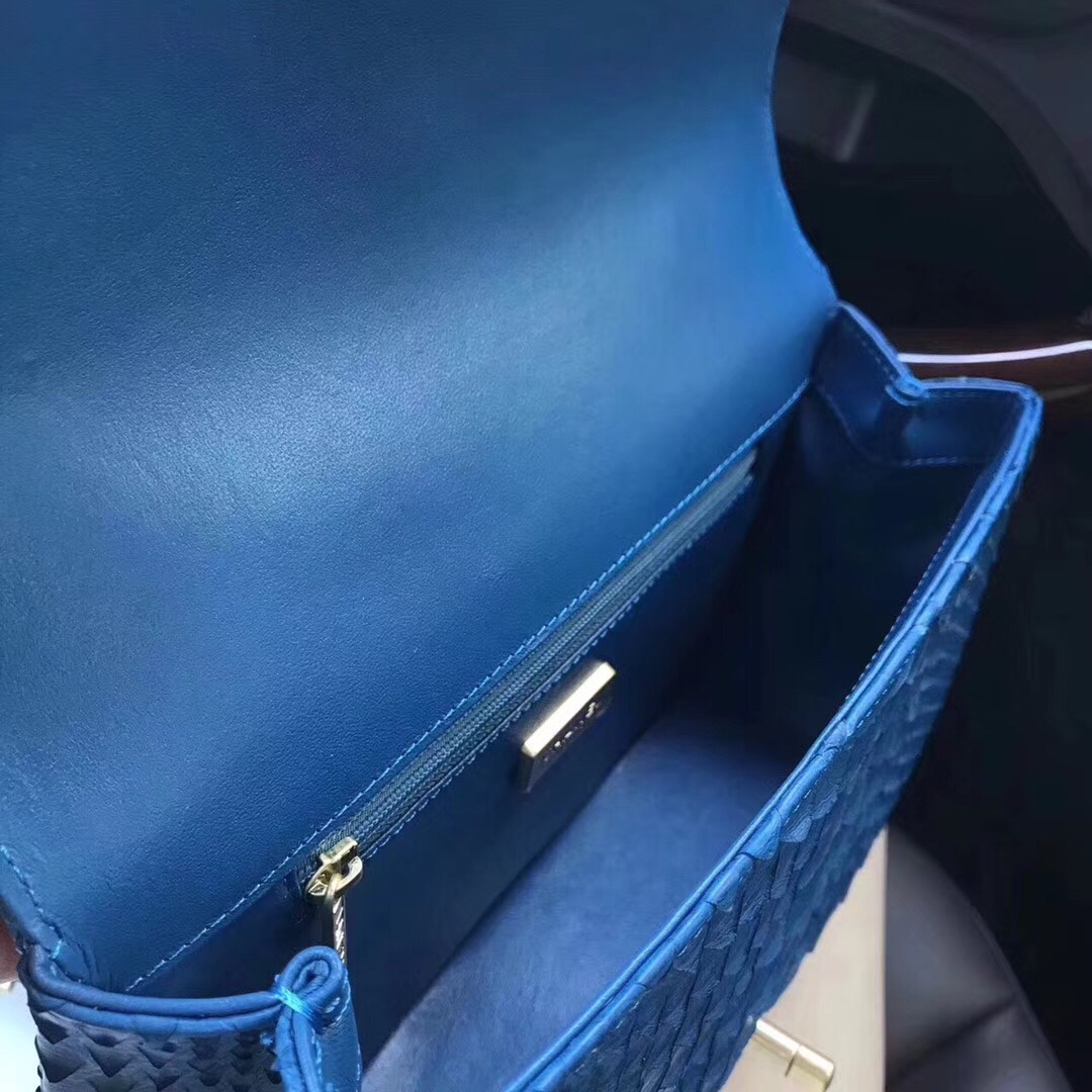 Chanel Flap Bag With Top Handle - TXCN086