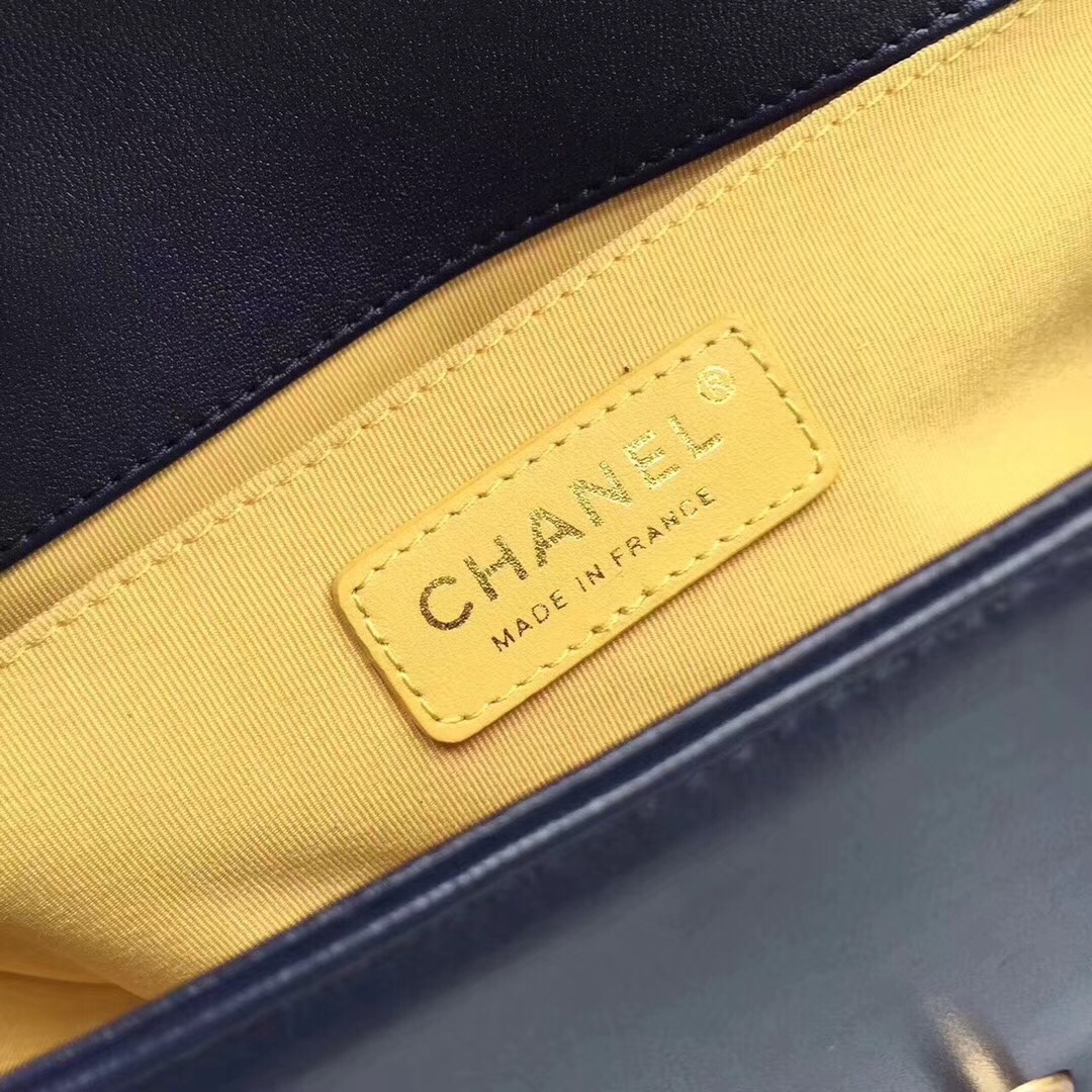 Túi xách Chanel Boy siêu cấp - TXCN123