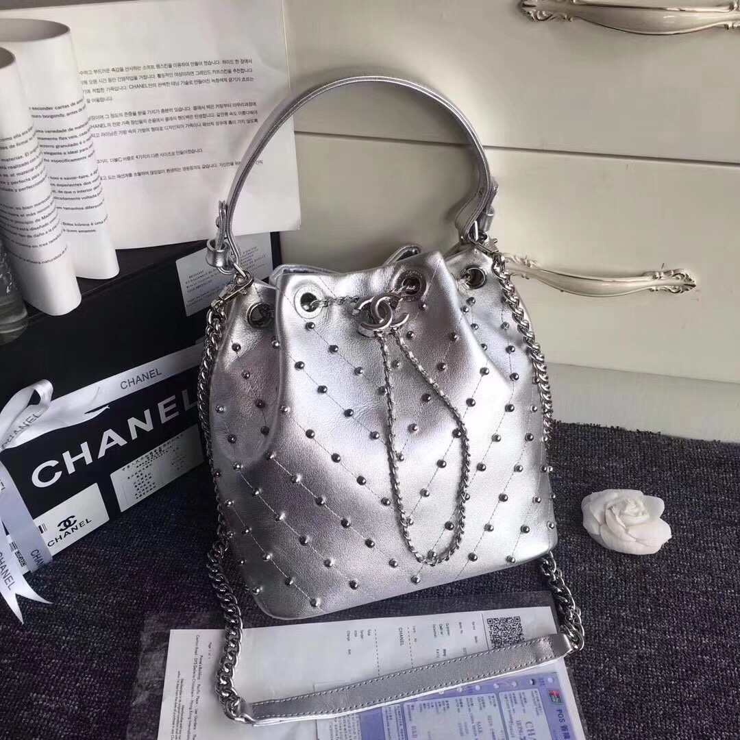 Túi xách Chanel Drawstring siêu cấp VIP - TXCN232