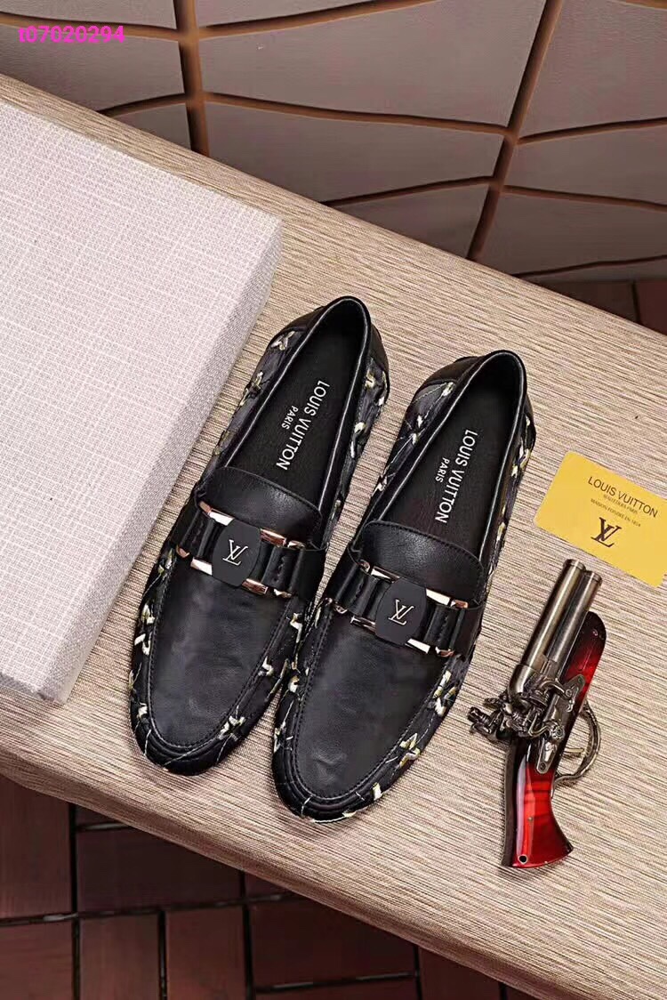 Giày nam Louis Vuitton siêu cấp-GNLV081