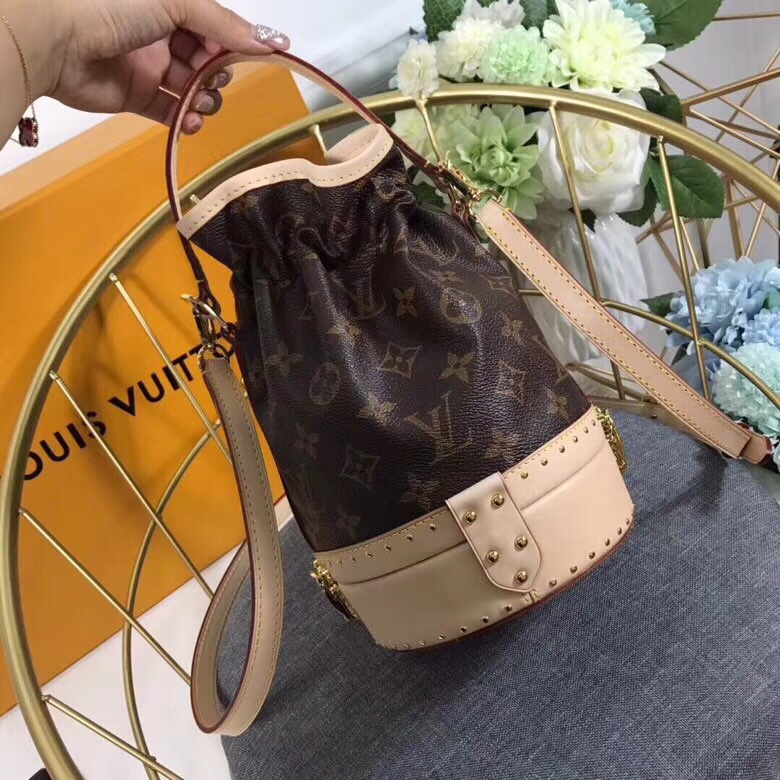 Túi xách Louis Vuitton Petit Noe siêu cấp VIP - TXLV279