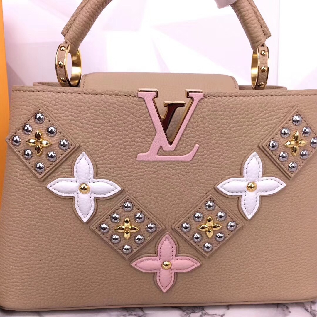 Túi xách Louis Vuitton Capucines siêu cấp VIP -TXLV298