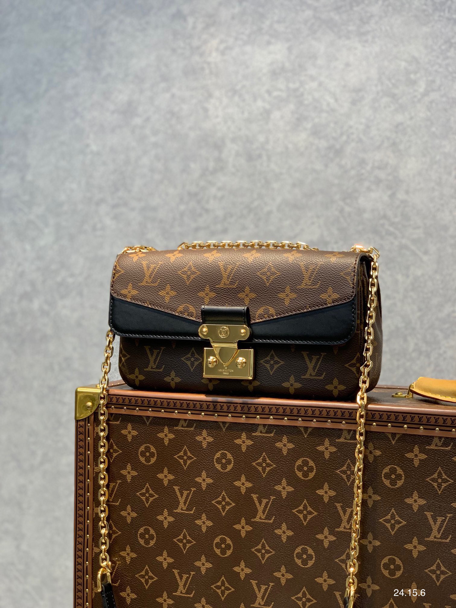 Túi xách nữ Louis Vuitton Siêu Cấp RLCLV2057