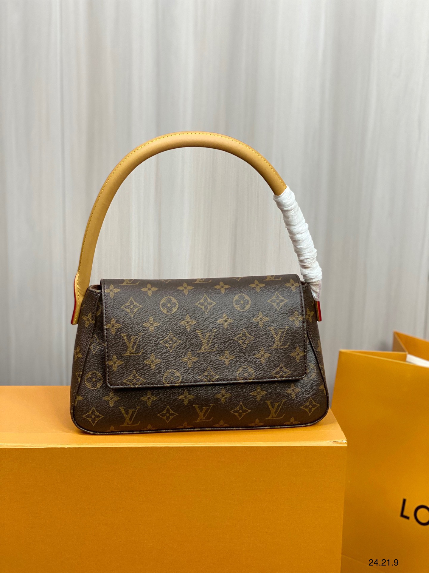 Túi xách nữ Louis Vuitton Siêu Cấp RLCLV2295