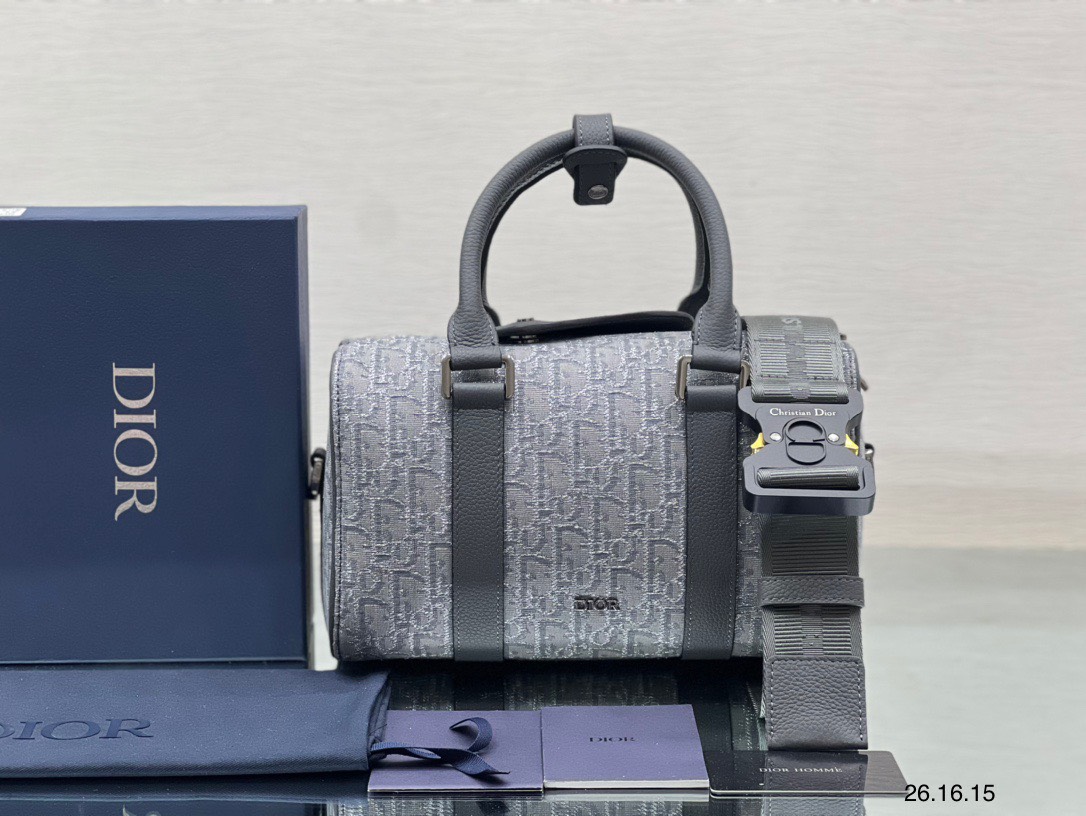 Túi xách nam Dior Siêu Cấp RLCDO2607