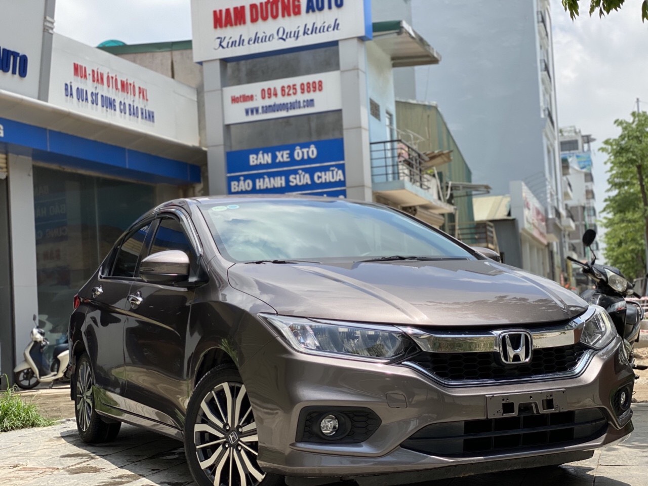 Honda City V Petrol City Top Model Price in India  Features Specs and  Reviews  CarWale