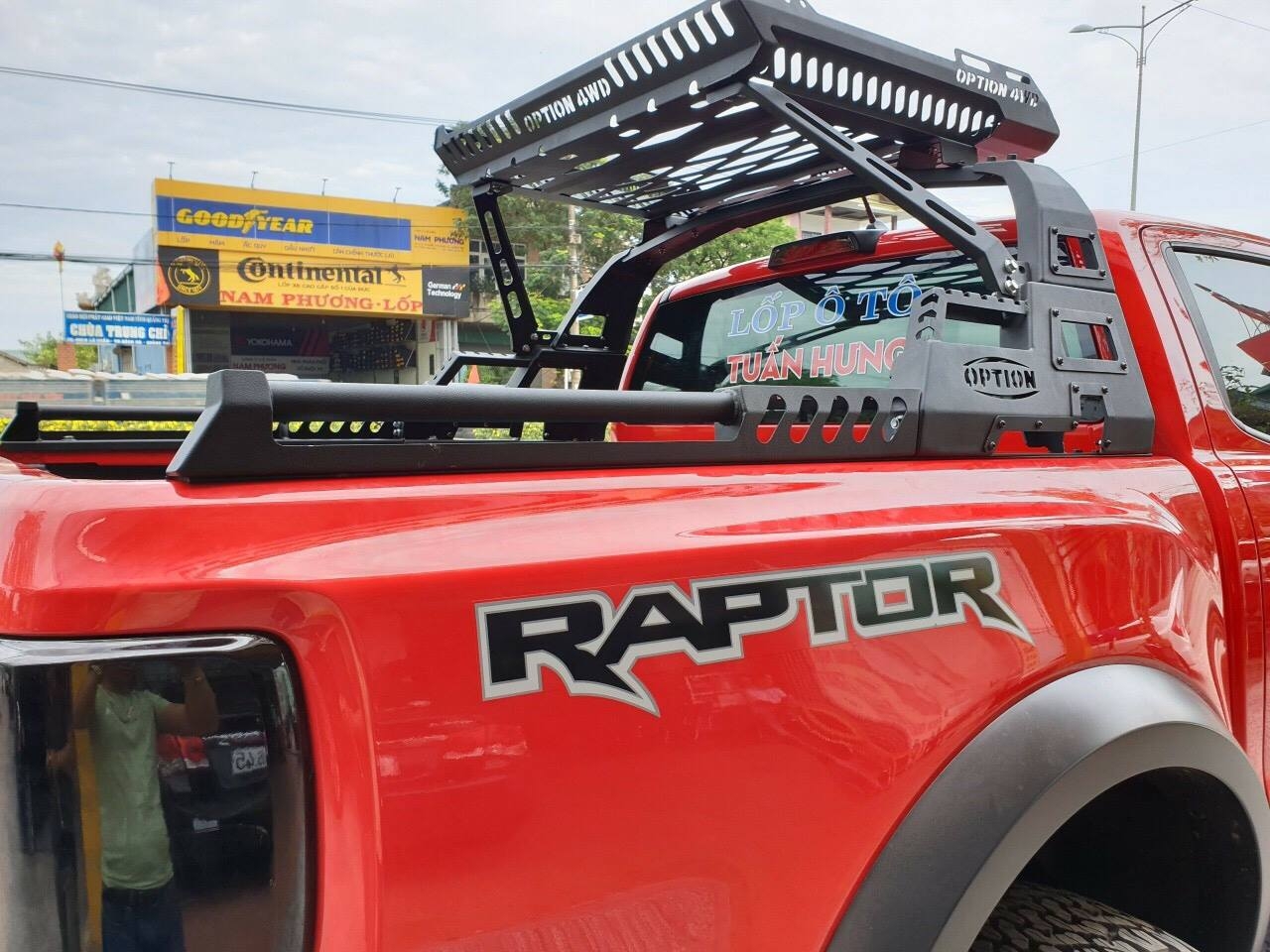 Khung thể thao Open cho xe bán tải Ford Ranger Raptor