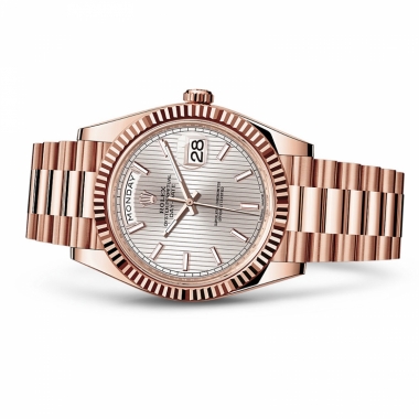 Rolex Oyster Day-Date 40mm Everose Gold 228235