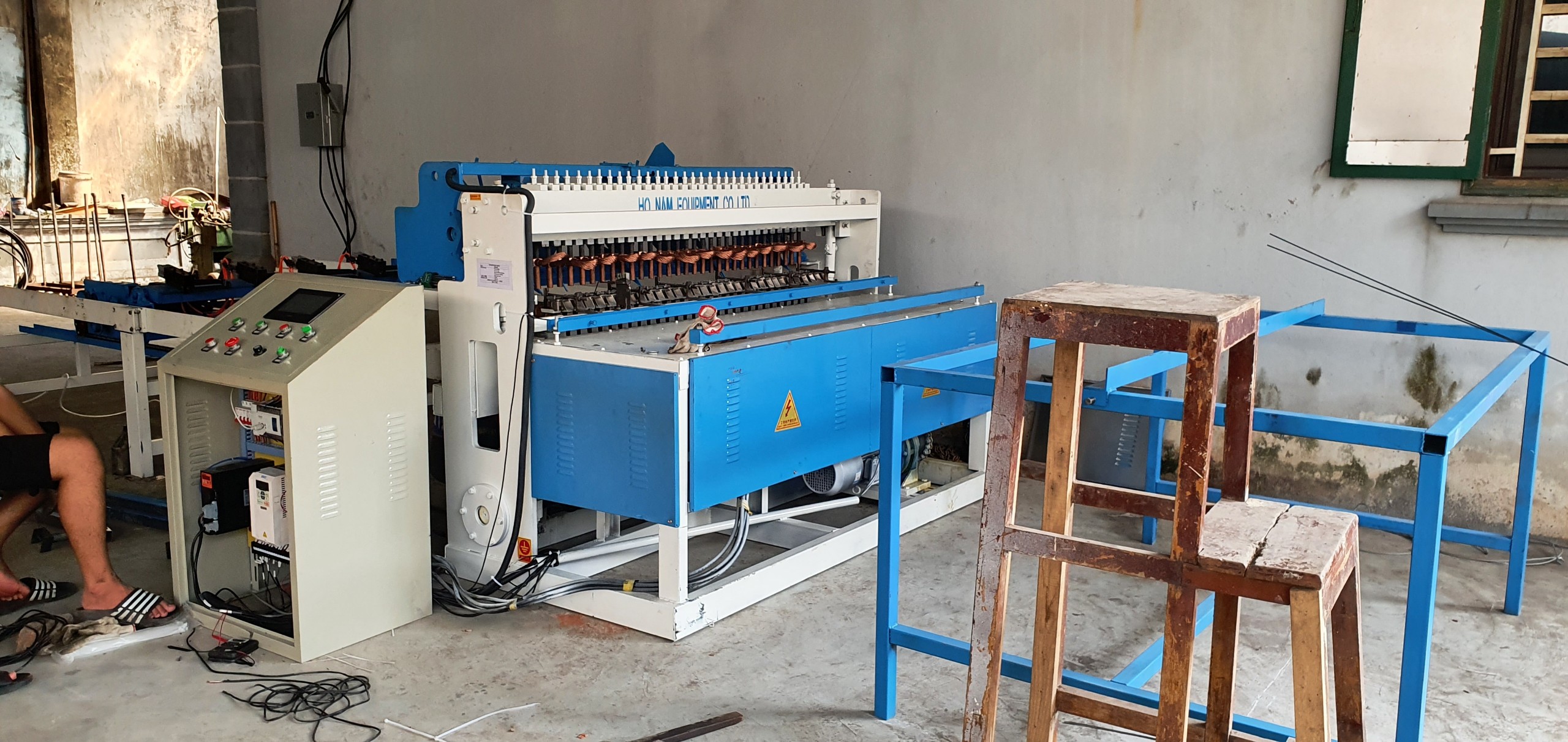 Giao máy hàn lưới thép tại làng nghề Liên Hiệp ,Phúc Thọ