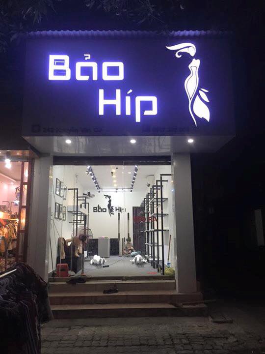 Thiết kế thi công biển hiệu cửa hàng thời trang tại Nghệ An