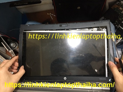 Thay màn hình laptop HP 8570P tại Linh kiện laptop Thái Hà