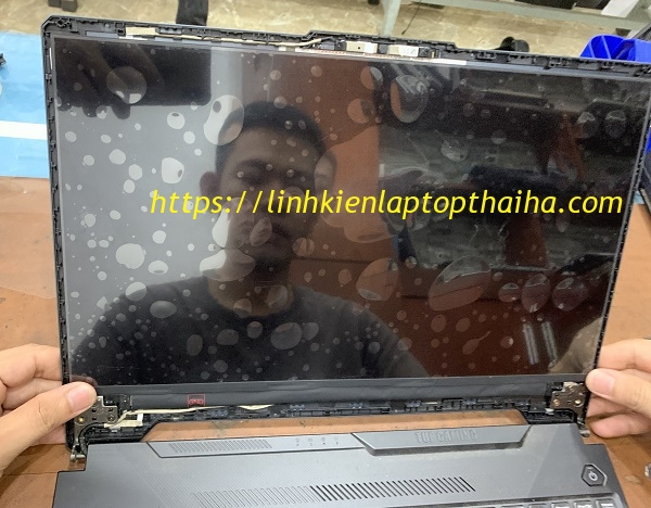 Thay màn hình laptop 144 Hz Asus TUF FX506 Gaming