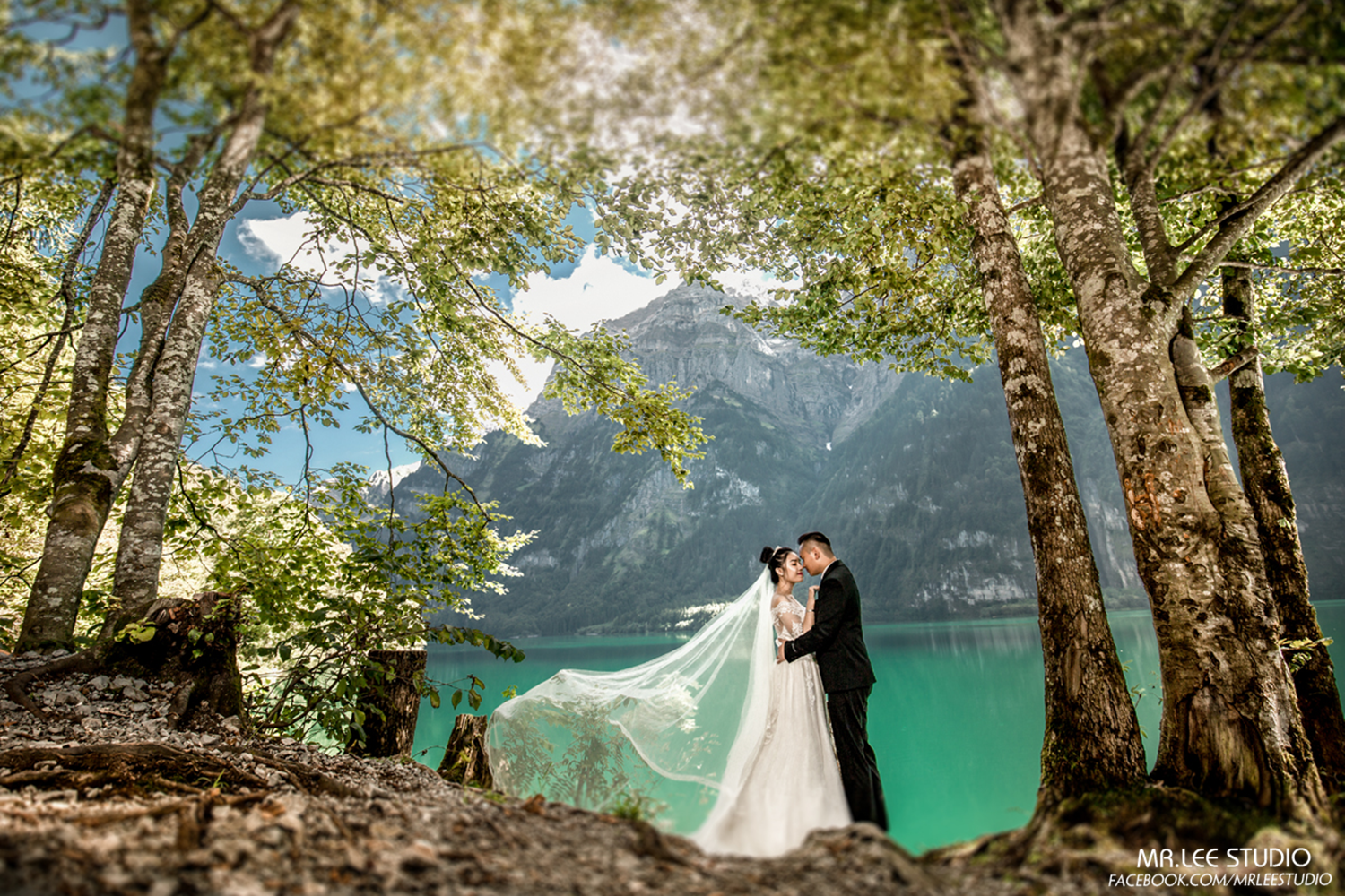 |BAOMOI.COM| Ảnh cưới đẹp như tranh vẽ giữa trời Âu của đôi Việt kiều Đức