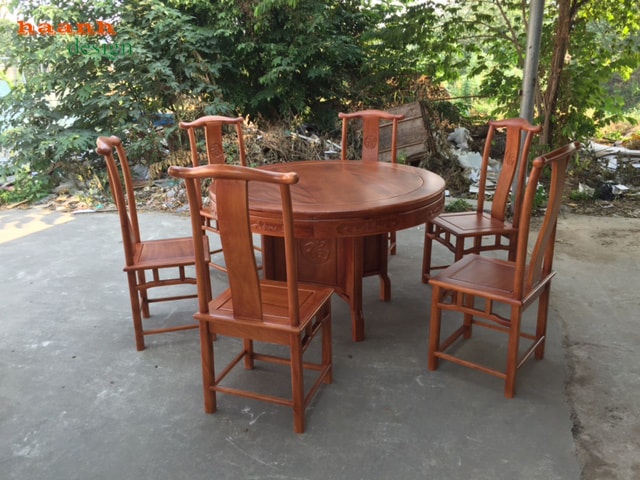 Bàn ghế ăn mẫu tai quan hoàn thành khách hàng Hồ Chí Minh.