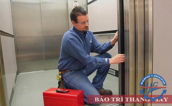 Phí dịch vụ bảo trì thang máy là bao nhiêu ?