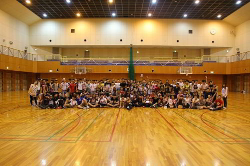 Nhà thi đấu bên trong Học viện Nhật ngữ Nissei-Osaka