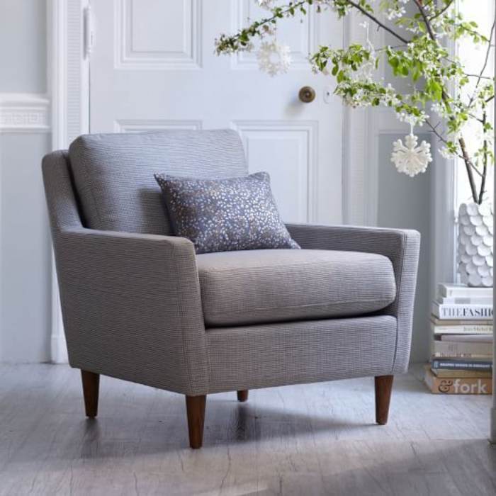 Mẫu ghế sofa đơn được làm từ vải hemp phổ biến