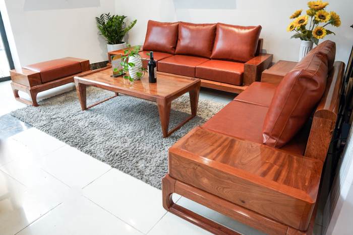 Mẫu sofa văng gỗ hương thuộc dòng sản phẩm đắt tiền