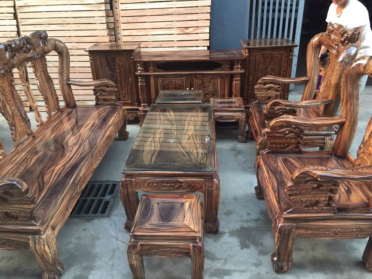 bộ bàn ghế gỗ 8 triệu