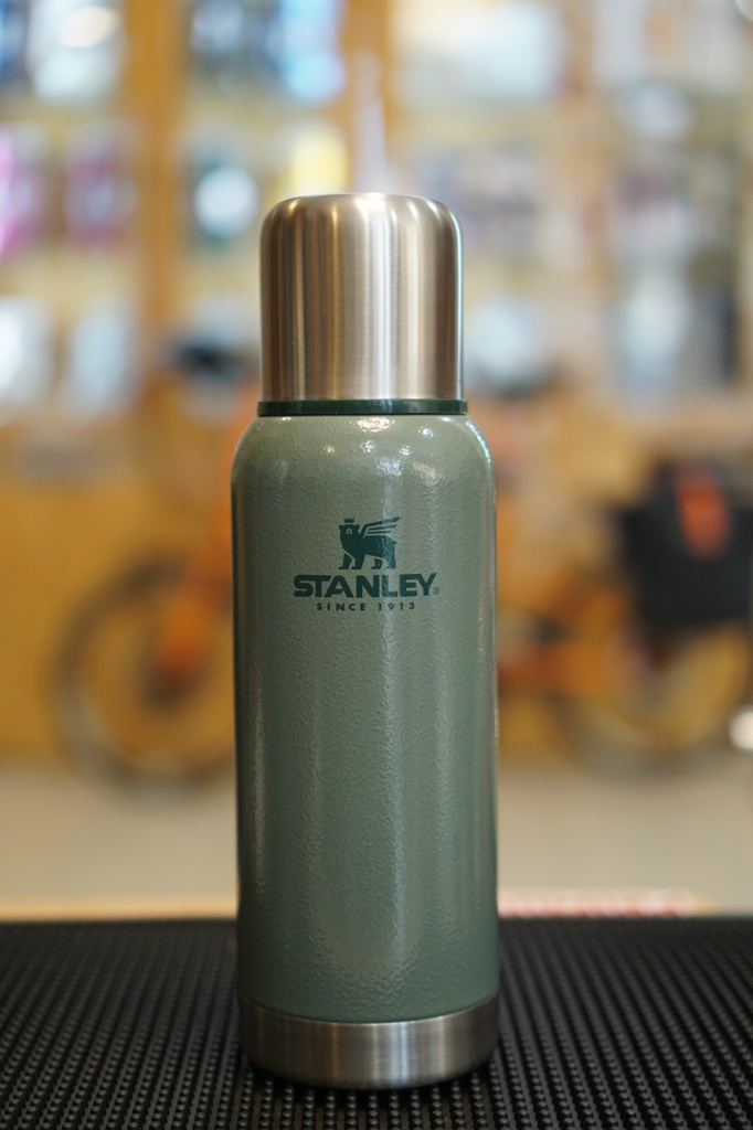 Bình giữ nhiệt Stanley Vacuum Bottle 750ml (Hammertone Green)