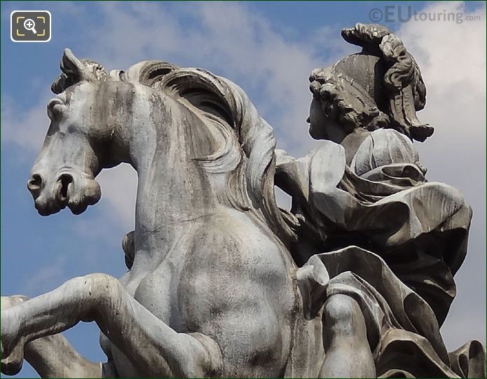 Tượng vua Louis XIV của Người đi săn Ý Gian Lorenzo Bernini