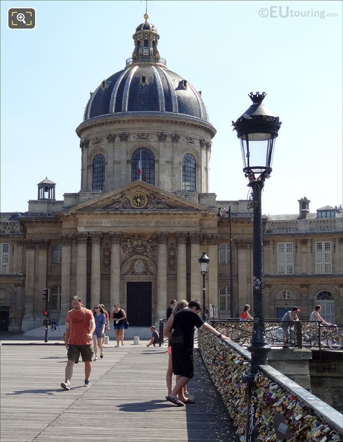 Institut de France và Pont des Arts