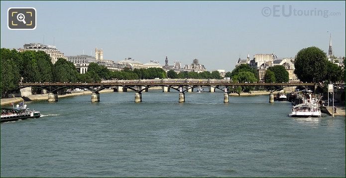 Pont Des Arts qua sông Seine